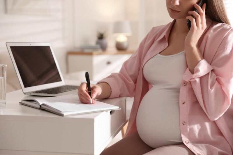 Desafios da licença maternidade no trabalho